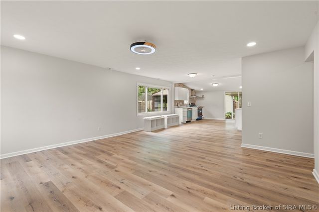 6607 Hibernia Road, Charlestown, IN 47111