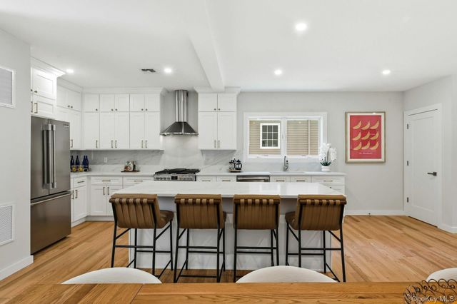 134 Murray Avenue, Port Washington, NY 11050