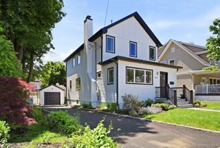 134 Murray Avenue, Port Washington, NY 11050