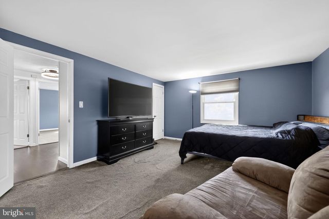 42 PLUMTREE LN, Willingboro, NJ 08046