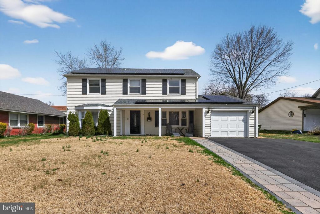 42 PLUMTREE LN, Willingboro, NJ 08046