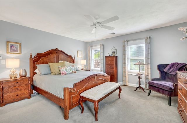 2 Heritage Lane, Saugus, MA 01906