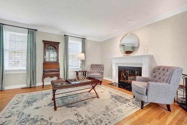 2 Heritage Lane, Saugus, MA 01906