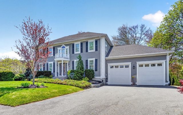 2 Heritage Lane, Saugus, MA 01906