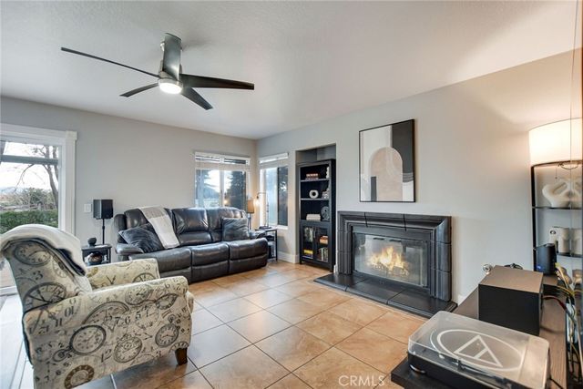 28237 Kane Court, Highland, CA 92346