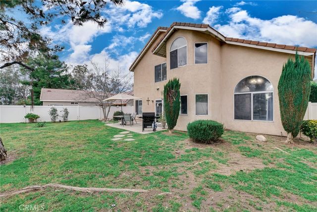 28237 Kane Court, Highland, CA 92346