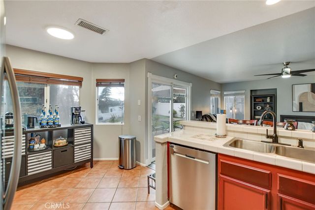 28237 Kane Court, Highland, CA 92346