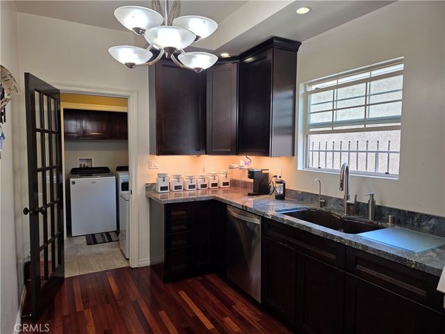 1411 Elm Avenue, Long Beach, CA 90813
