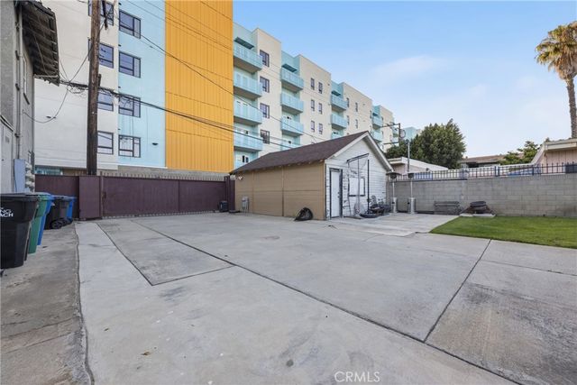 1411 Elm Avenue, Long Beach, CA 90813