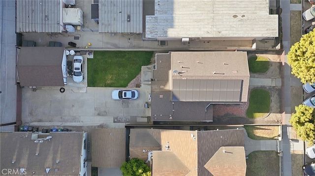 1411 Elm Avenue, Long Beach, CA 90813
