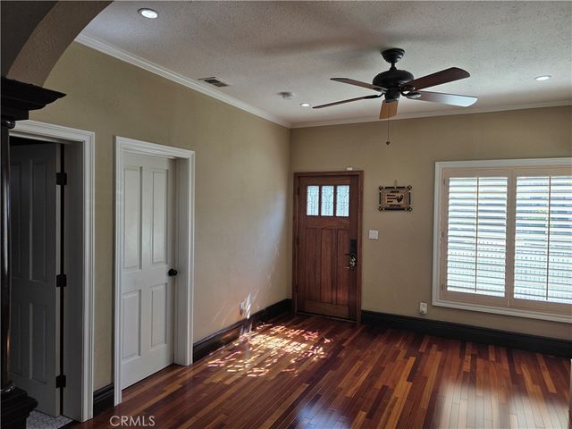 1411 Elm Avenue, Long Beach, CA 90813