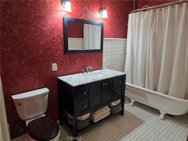 1411 Elm Avenue, Long Beach, CA 90813