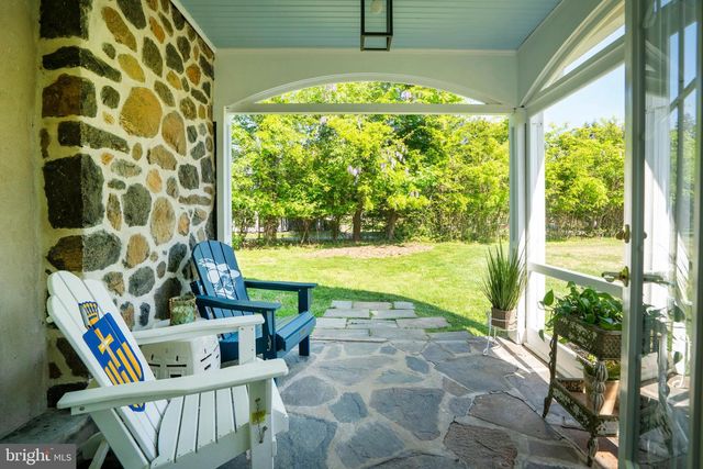 1152 PUGH RD, Wayne, PA 19087