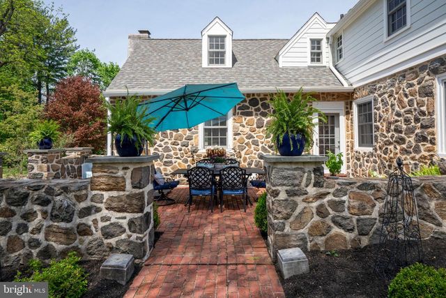 1152 PUGH RD, Wayne, PA 19087