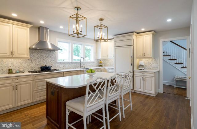 1152 PUGH RD, Wayne, PA 19087