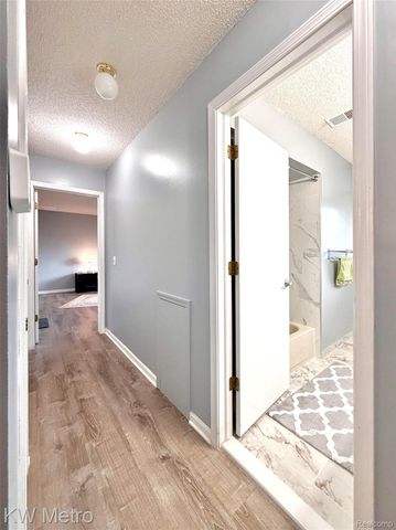 11773 Sycamore Drive 25, Plymouth, MI 48170