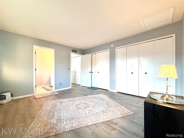 11773 Sycamore Drive 25, Plymouth, MI 48170