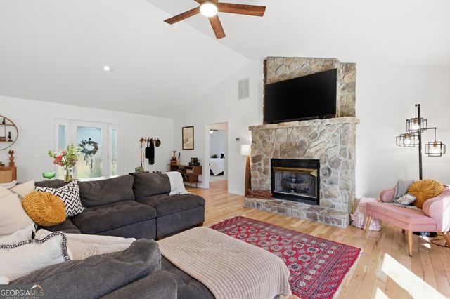 45 Blanche Place Road, Clayton, GA 30525