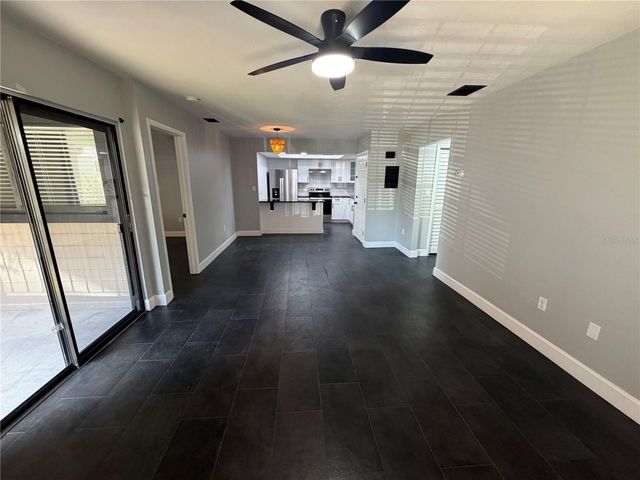 4015 ASHFORD GREEN PLACE D201, Tampa, FL 33613