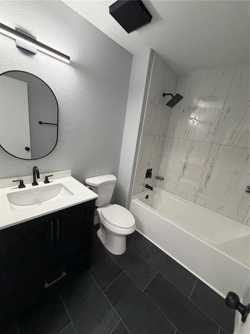 4015 ASHFORD GREEN PLACE D201, Tampa, FL 33613