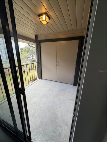 4015 ASHFORD GREEN PLACE D201, Tampa, FL 33613