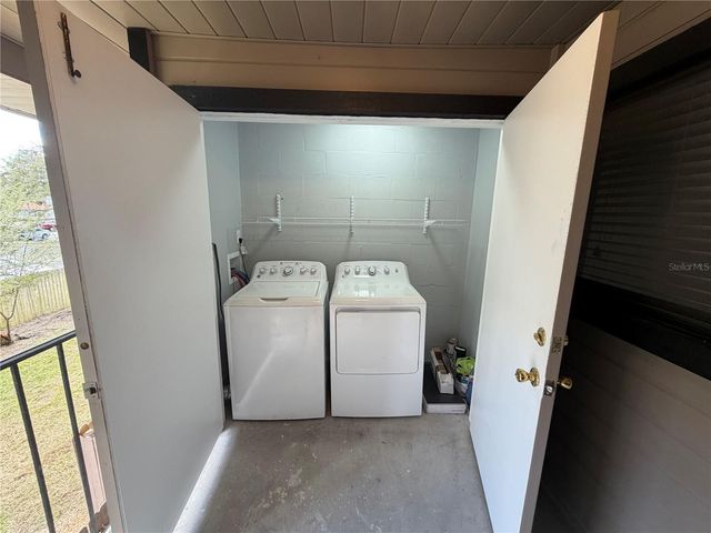 4015 ASHFORD GREEN PLACE D201, Tampa, FL 33613