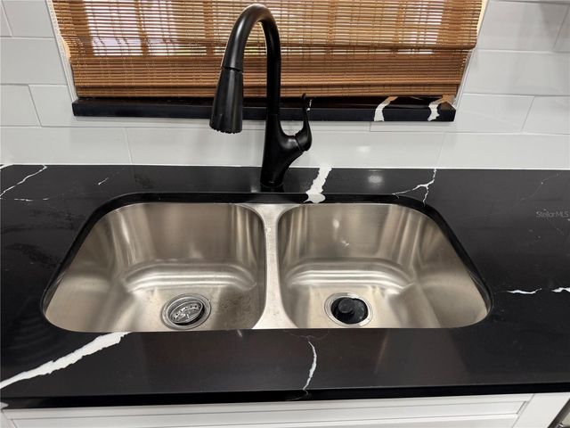 4015 ASHFORD GREEN PLACE D201, Tampa, FL 33613