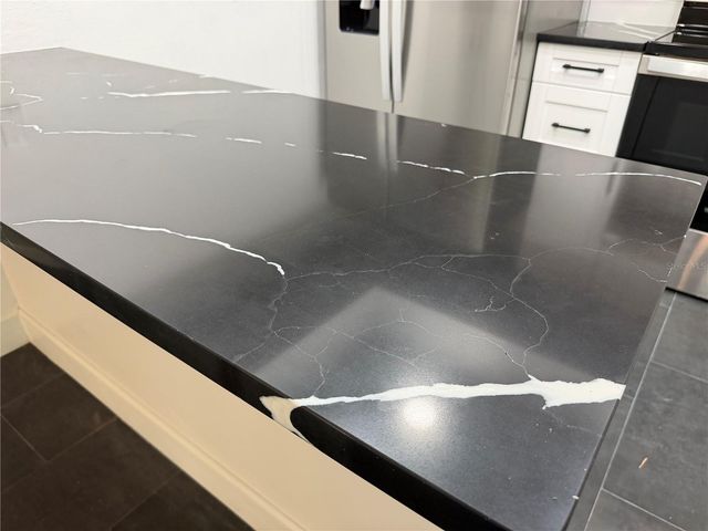 4015 ASHFORD GREEN PLACE D201, Tampa, FL 33613