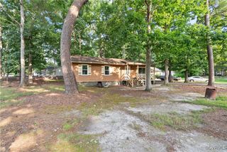 19501 Walker Ave, Chesterfield, VA 23834