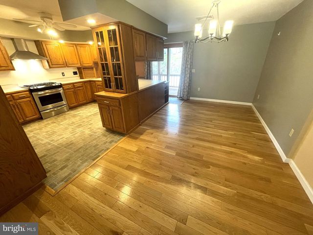 12 PARK DR, Lock Haven, PA 17745