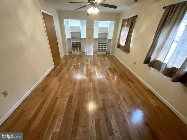 12 PARK DR, Lock Haven, PA 17745