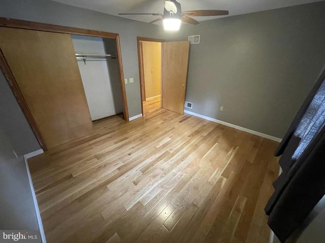 12 PARK DR, Lock Haven, PA 17745