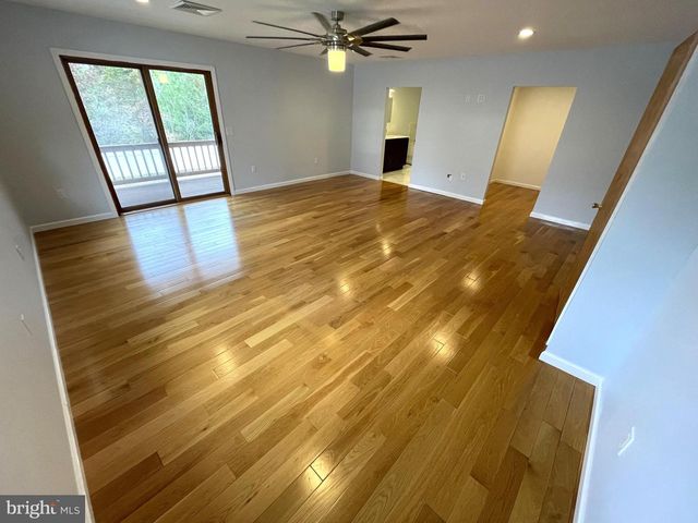 12 PARK DR, Lock Haven, PA 17745