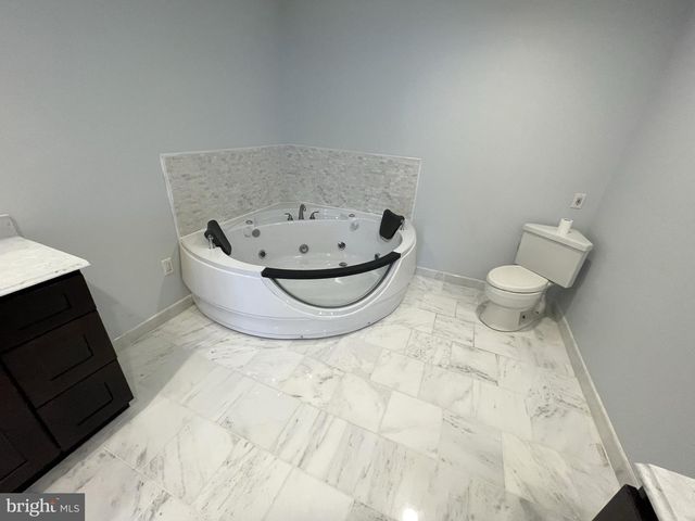 12 PARK DR, Lock Haven, PA 17745