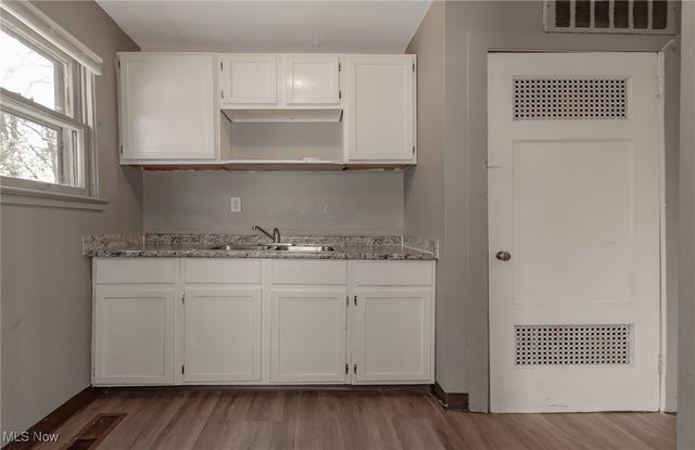 4429 E 158th Street, Cleveland, OH 44128