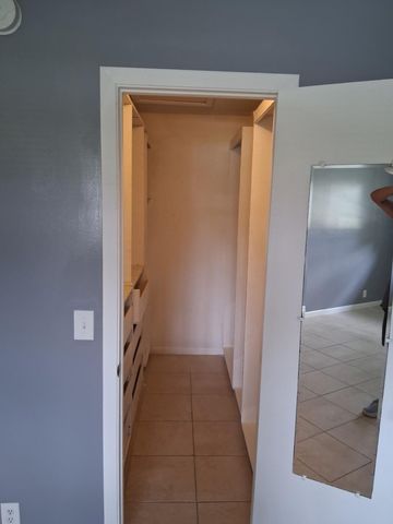 677 TRACE Circle 212, Deerfield Beach, FL 33441