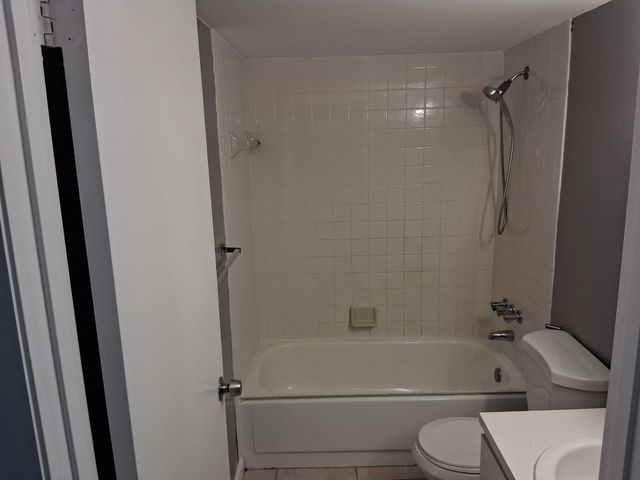677 TRACE Circle 212, Deerfield Beach, FL 33441