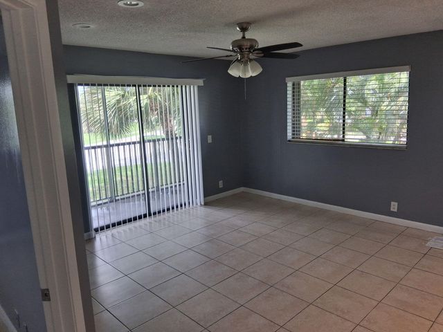 677 TRACE Circle 212, Deerfield Beach, FL 33441