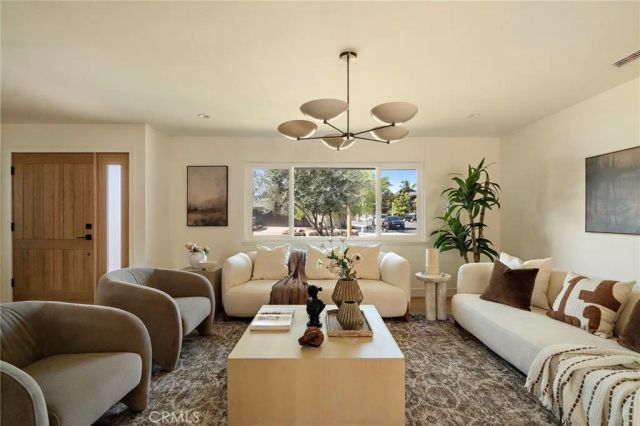 13402 Winthrope, North Tustin, CA 92705
