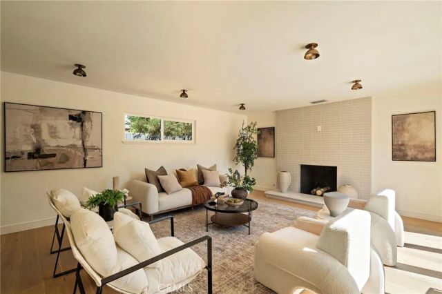 13402 Winthrope, North Tustin, CA 92705