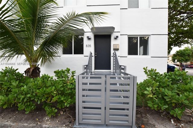 835 SW 8th Avenue, Miami, FL 33130