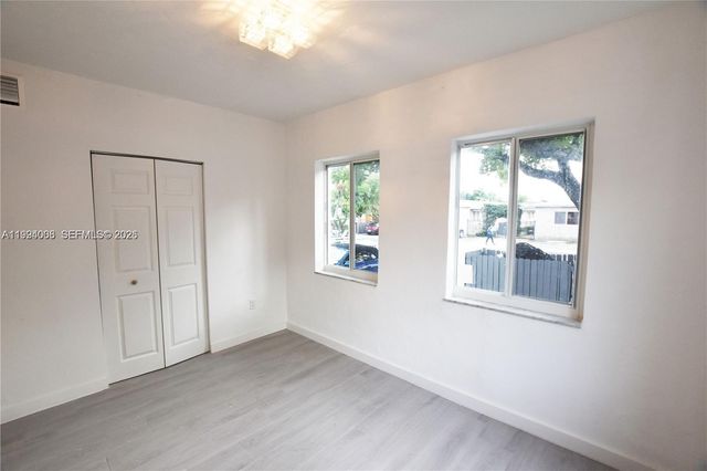 835 SW 8th Avenue, Miami, FL 33130
