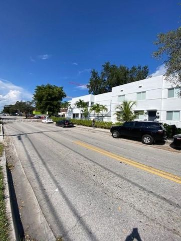 835 SW 8th Avenue, Miami, FL 33130