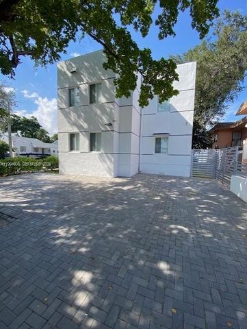 835 SW 8th Avenue, Miami, FL 33130