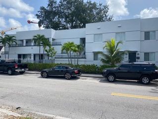 835 SW 8th Avenue, Miami, FL 33130