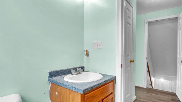 49 Steeple Chase Circle 2, Attleboro, MA 02703