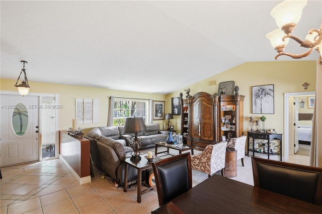 13341 SW 19th St, Miramar, FL 33027