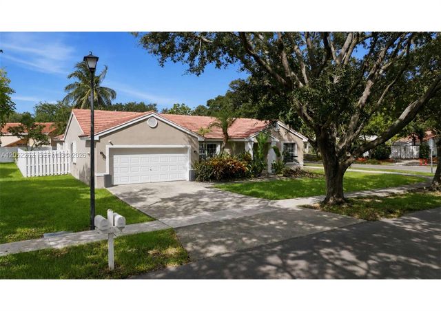 13341 SW 19th St, Miramar, FL 33027
