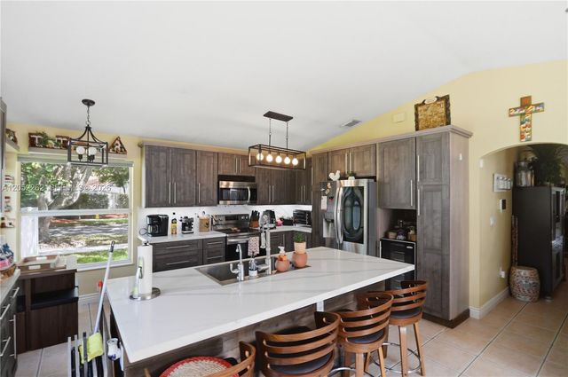 13341 SW 19th St, Miramar, FL 33027