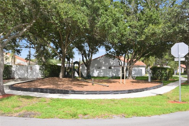 13341 SW 19th St, Miramar, FL 33027